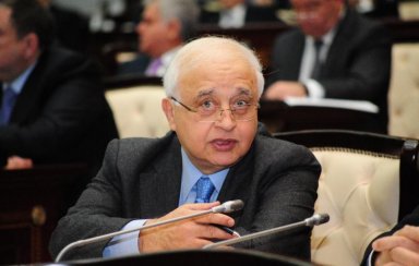 Kədərin poeziyası - Elçin yazır